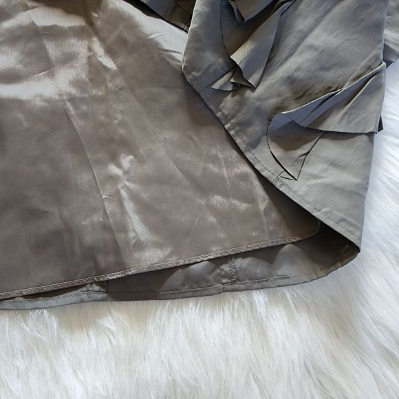 Garnet Hill 100% silk gray ruffle detailed skirt Woman's size 14 - Picture 5 of 8